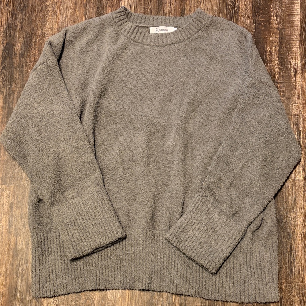 Women’s Soft Gray Sweater